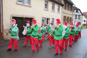 Regen-nasse Mützen